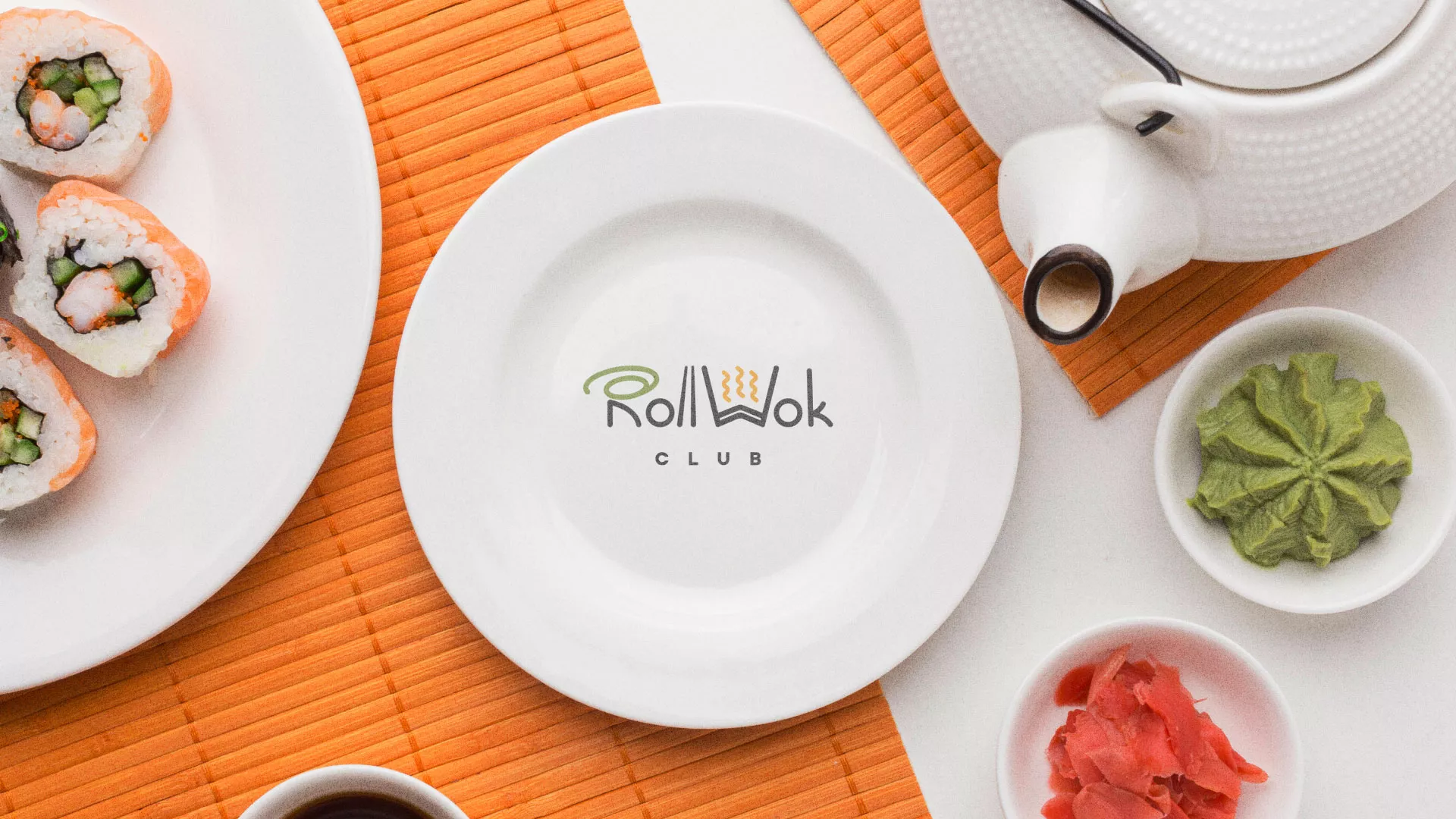 Разработка логотипа и фирменного стиля в Шуе для суши-бара «Roll Wok Club» Разработка логотипа и фирменного стиля в Шуе для суши-бара «Roll Wok Club»